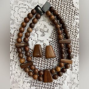 Monies Gerda Lynggaard Vintage chunky wood necklace & earrings